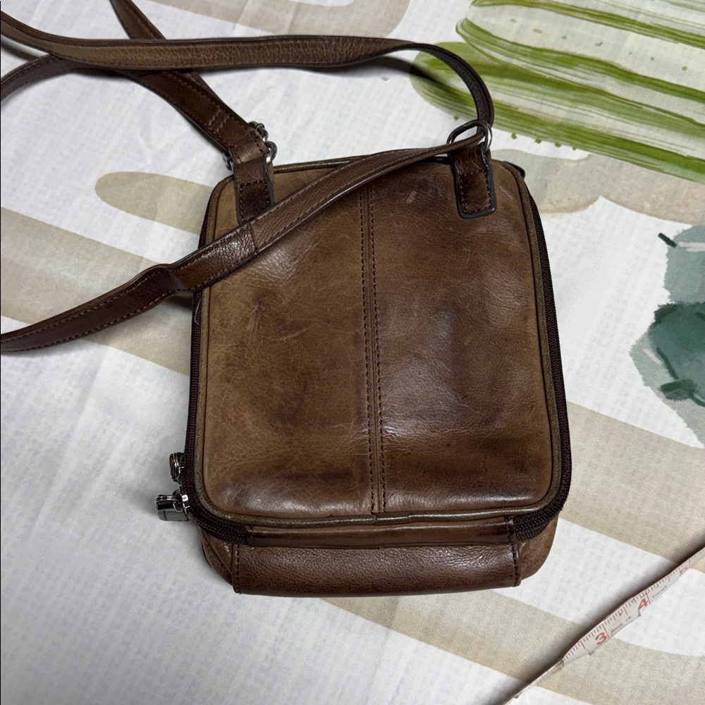 Fossil Brown distressed Leather Crossbody Bag purse - Picture 9 of 9